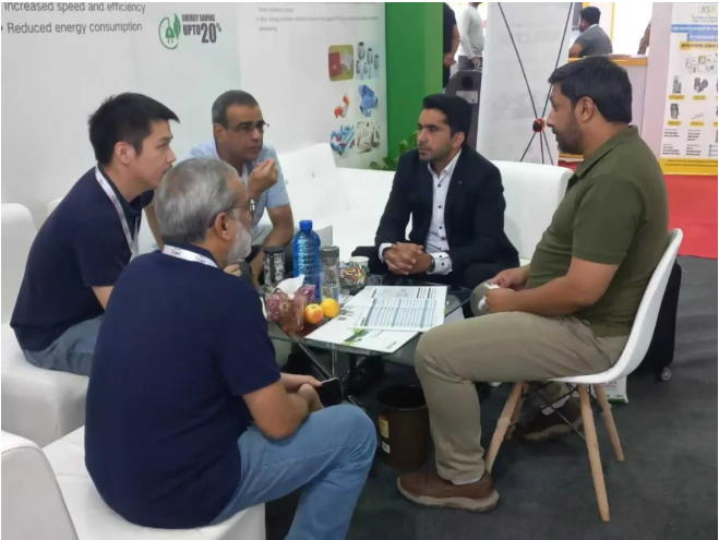 华大机械绽放卡拉奇：先进注塑技术助力巴基斯坦市场