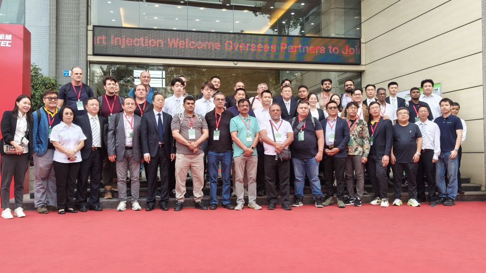 解锁智能注塑新视界|东华工厂开放日圆满收官