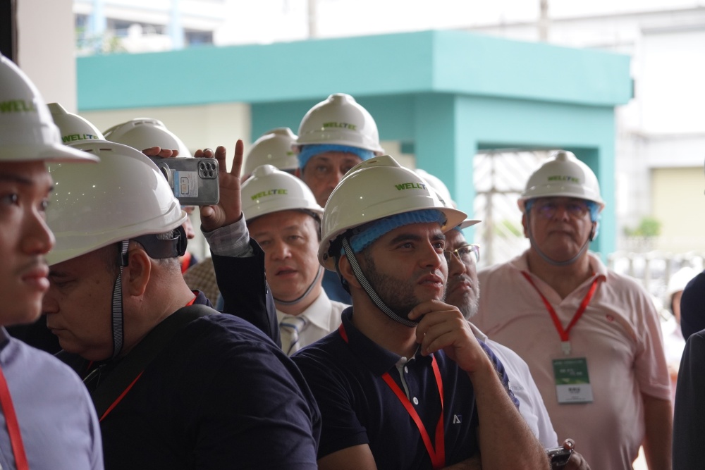 AI赋能 | 东华机械开放日成功展示智能注塑系统